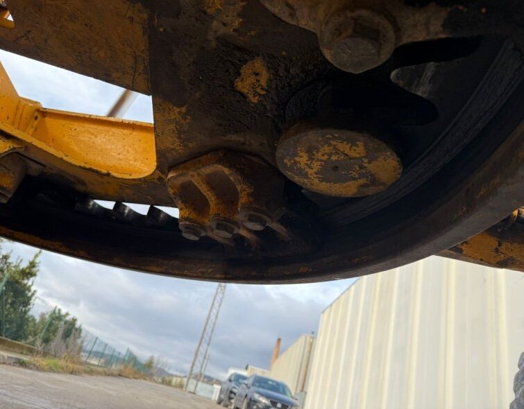 JOHN DEERE 772B ***INSCRIT***